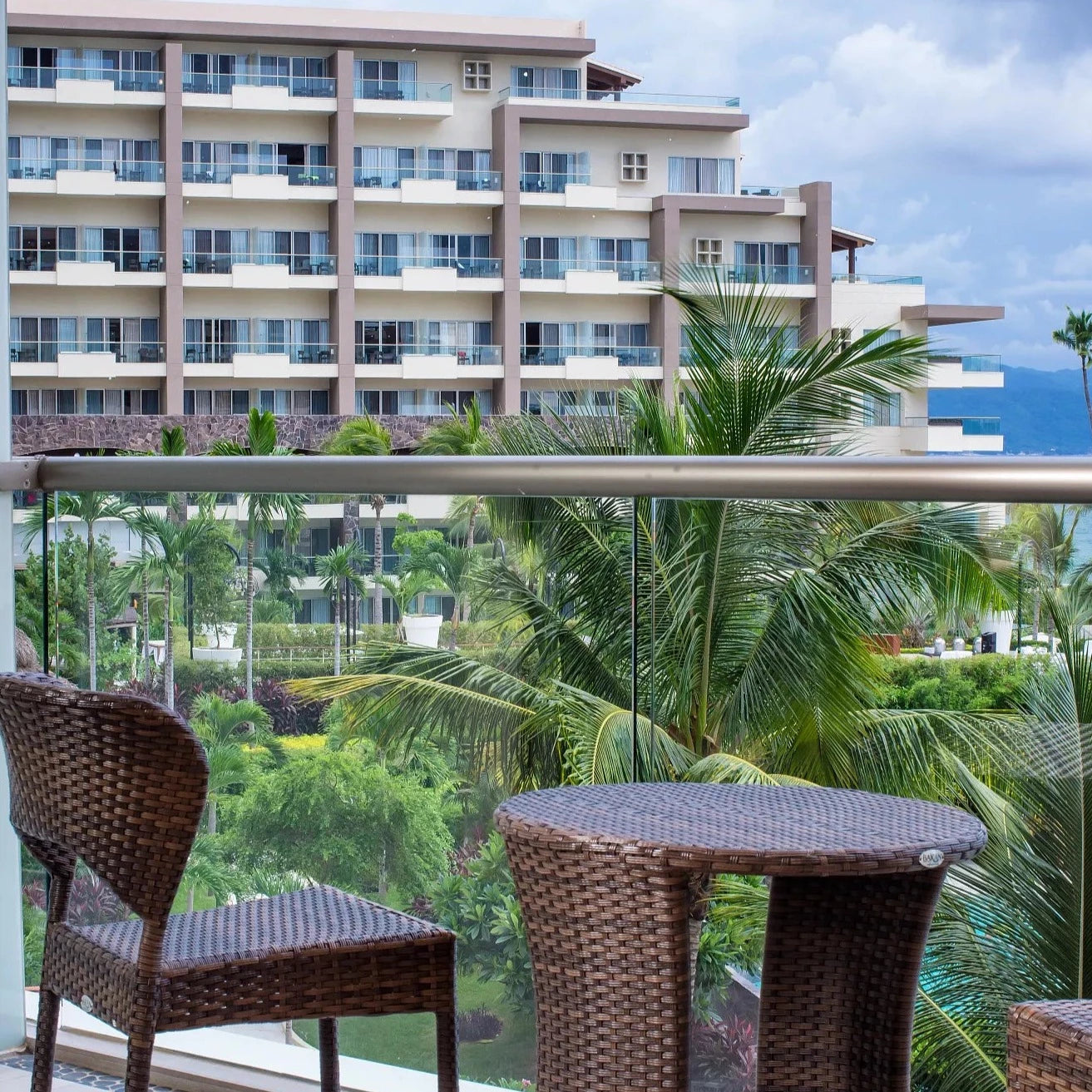 5D 4N in Vallarta + 5⭐ Hotel + All-Inclusive 🥂