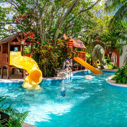 5D 4N in Cancun + 2 Kids Stay Free (0-12)  👧🏻👦🏼 + Water Park 💦