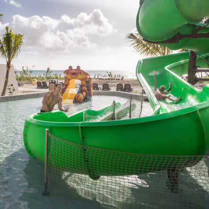 6D 5N in Playa del Carmen + 2 Kids Stay Free! (0-11) 👧🏻👦🏼 + All Inclusive 🥂 + Water Park 💦