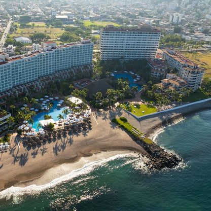 5D 4N in Vallarta + Premium Service 💎 + All-Inclusive 🥂 | Sheraton Buganvilias